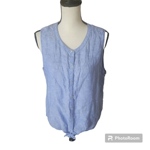 Christian Siriano Tops - Christian Siriano 100% Linen Button Up with a Knotted Tie. NWT. Size L.